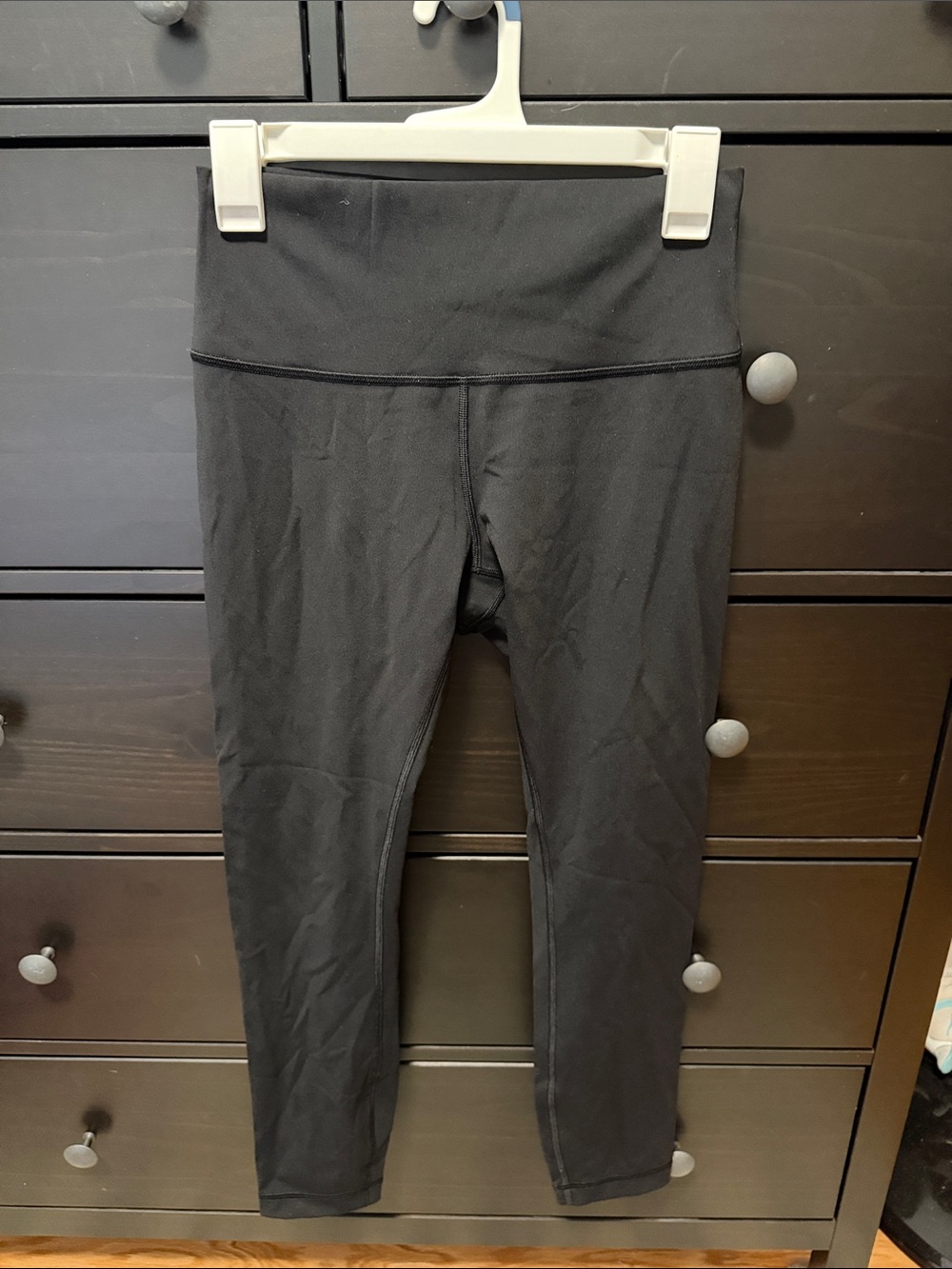Black Lululemon Wunder Under Leggings 25”